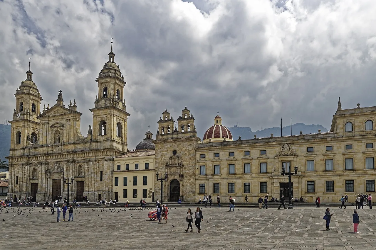 https://destinos.traveland.es/viajes/assets/upload/p44.webp